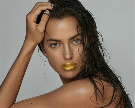 irina shayk nue|Irina Shayk poses completely NUDE for Vogue Czechoslovakia